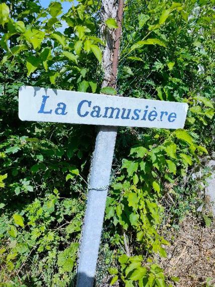 Rêves de Gamins, Chambre de droite, 4 couchages dans gîte de campagne La Camusière, proche du Pôle Européen et du circuit des 24h Champagné Extérieur photo