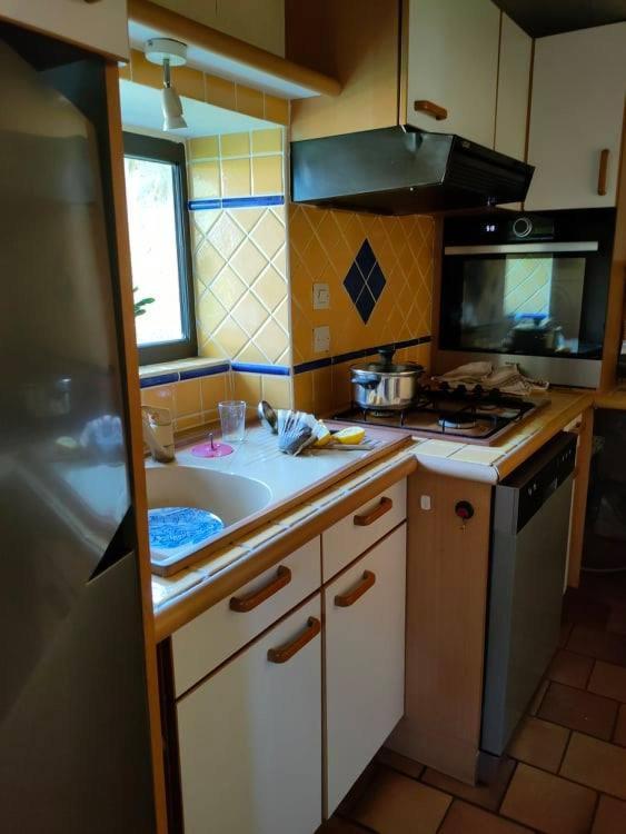 Rêves de Gamins, Chambre de droite, 4 couchages dans gîte de campagne La Camusière, proche du Pôle Européen et du circuit des 24h Champagné Extérieur photo